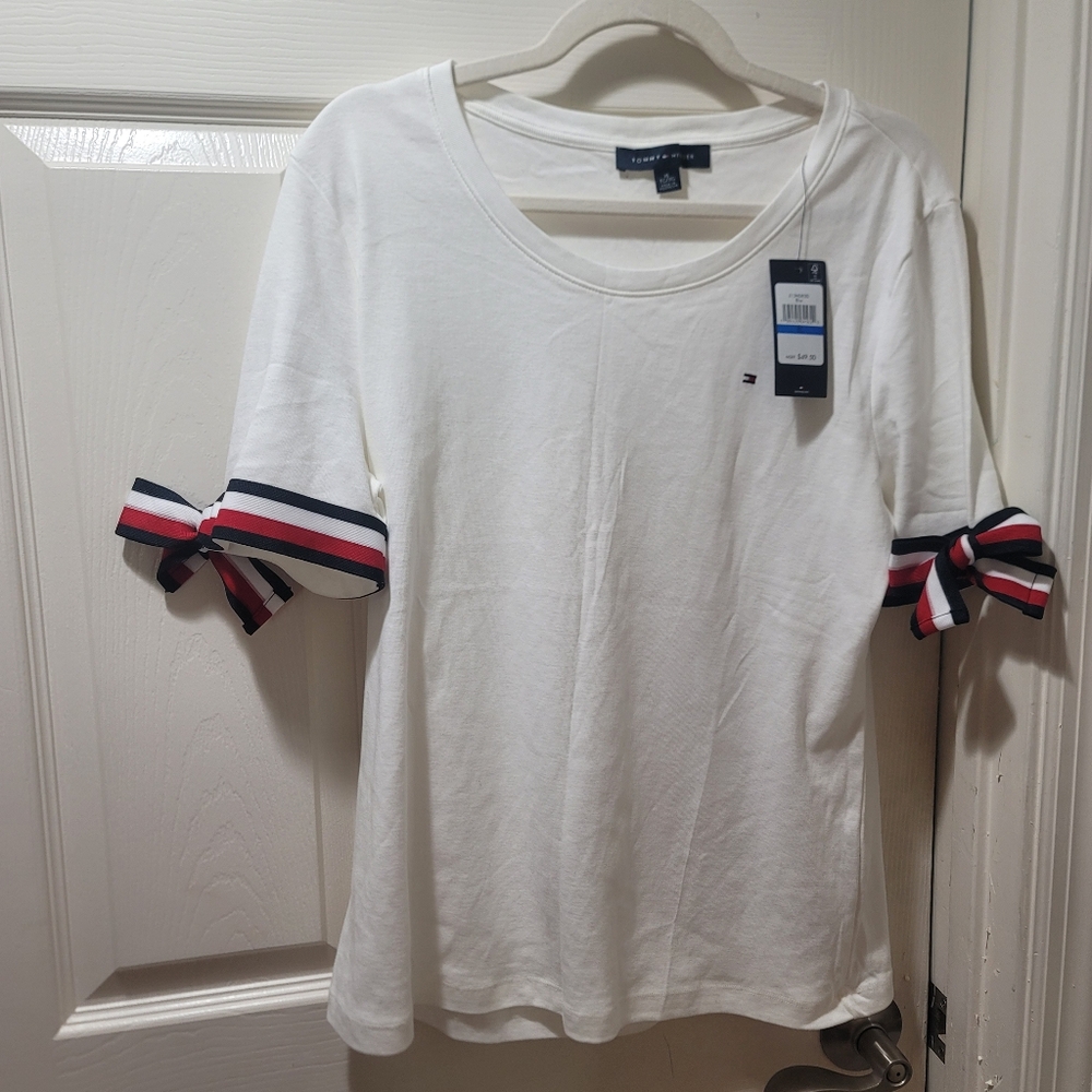 NWT Tommy Hilfiger Red and White T-Shirts XL - 2 For 1!! - Picture 8 of 10